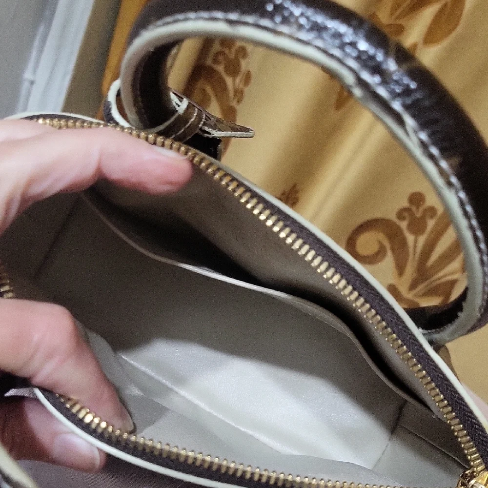 Designer Inspired Mini Monogram Handbag - Picture 7 of 12